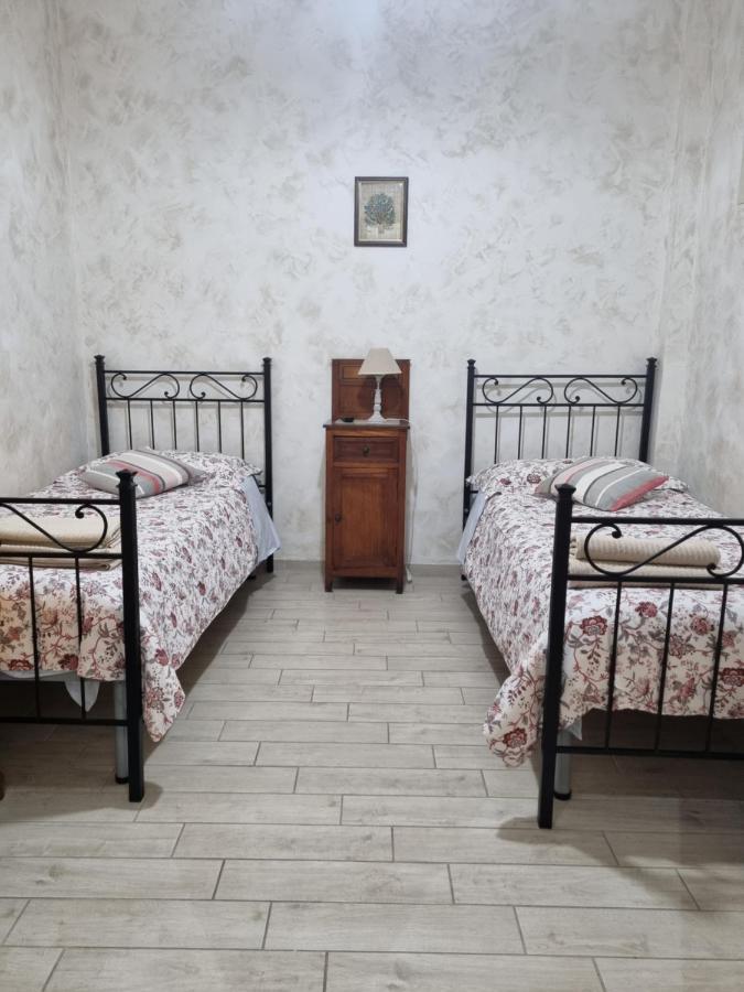Casa Vacanza Sweet Home Giardini Naxos Exterior photo
